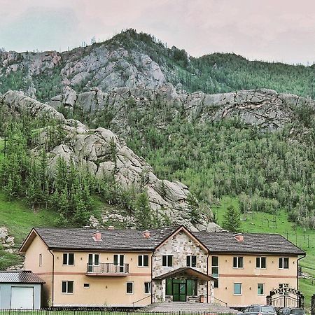 Takhi Resort Terelj Yoliin Hural Exterior photo